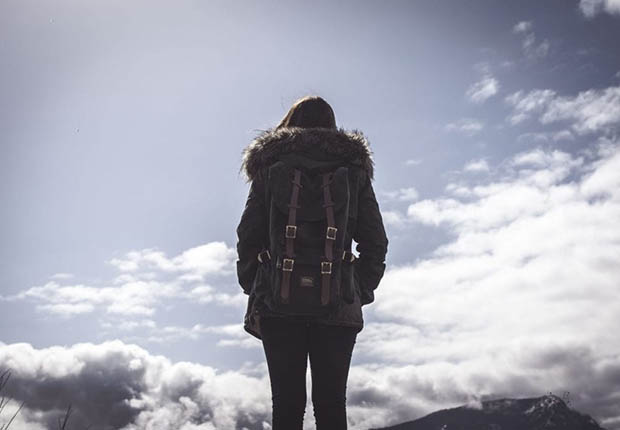 5 Awesome Travel Blogs Teens Will Love Banner Image